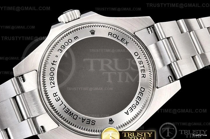 0122 ROLSD093 – Deep Sea Dweller Black Contemporary 1015